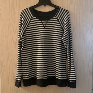 Lululemon reversible sweatshirt size 12